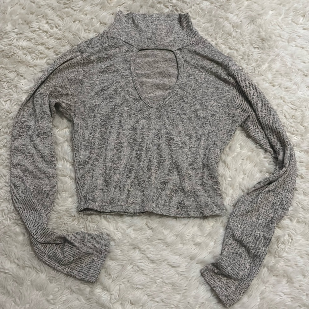🔥5/$25🔥 Women’s Turtle Neck Key Hole Cropped Long sleeve Top
